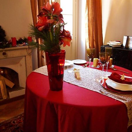 Parizzi Suites & Restaurant Parma Bagian luar foto